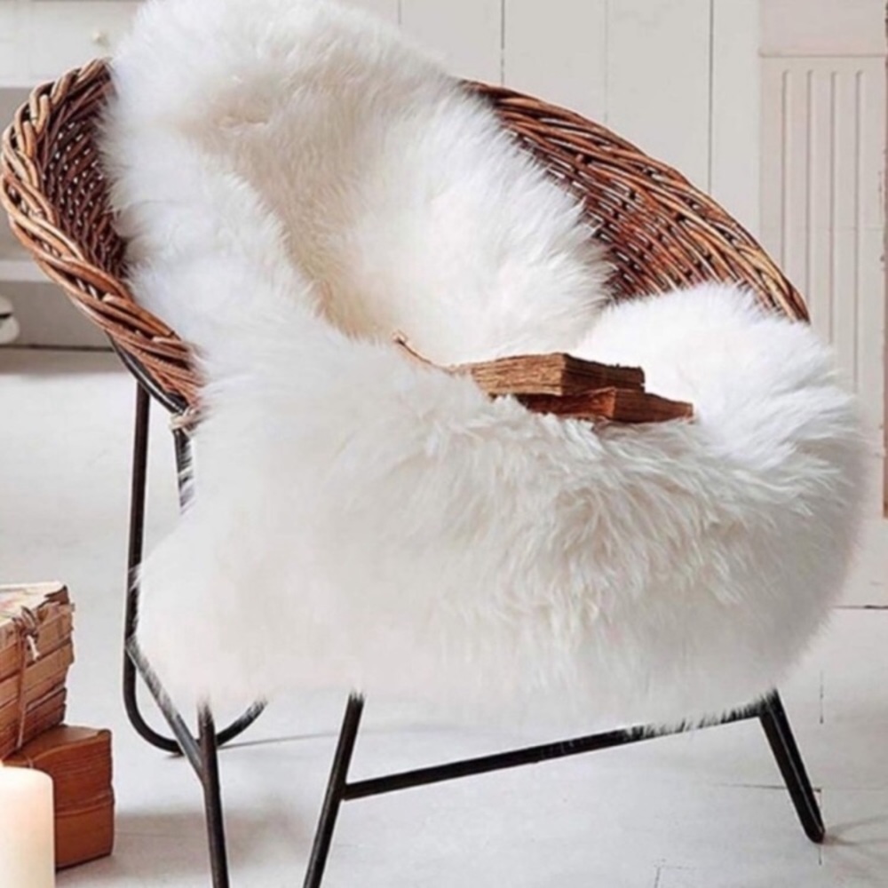 White Faux Fur Throw - soft & silky! NEW